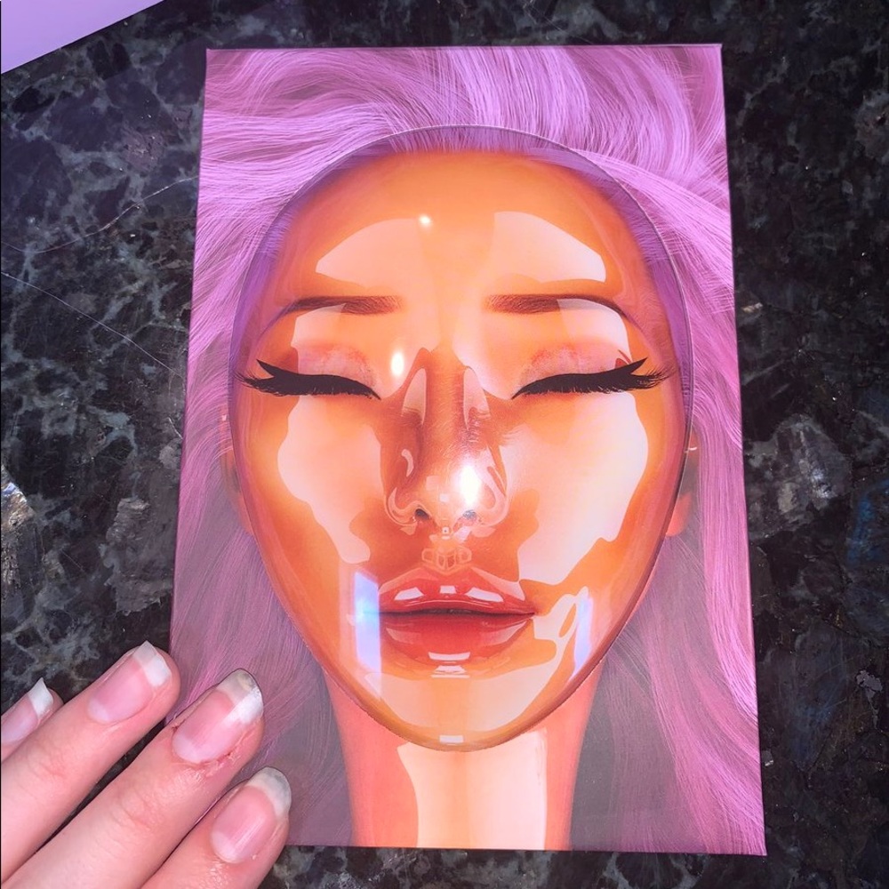 AUTHENTIC BRAND NEW IN BOX NIKITA DRAGUN FACE